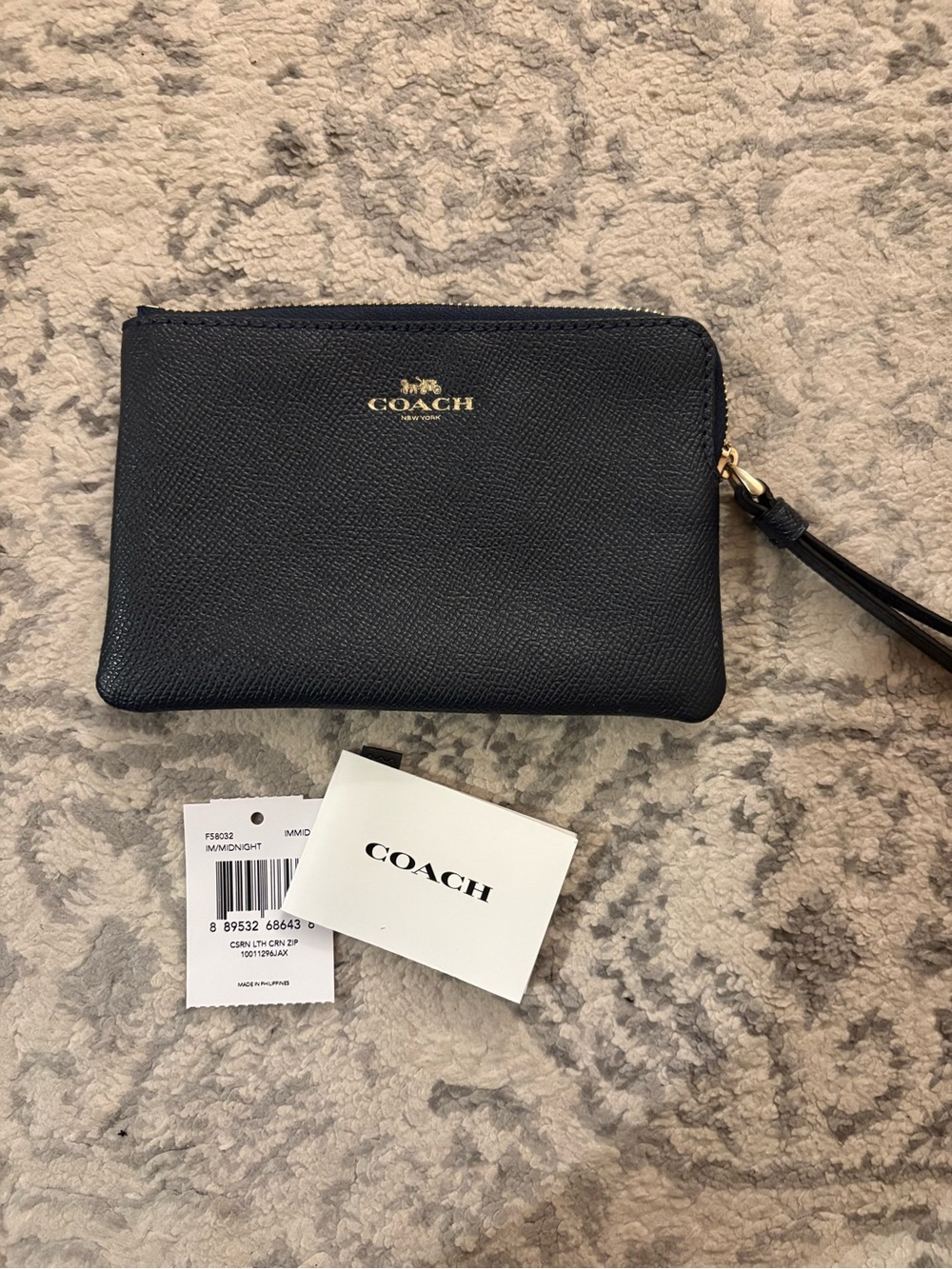 Coach Navy Corner Zip Leather Wristlet NWT